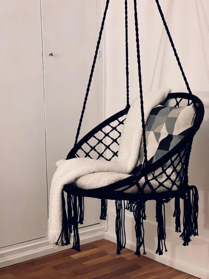 פריז Chic Apartment On The Famous Shopping Rue Du Faubourg Saint-Honore Street מראה חיצוני תמונה