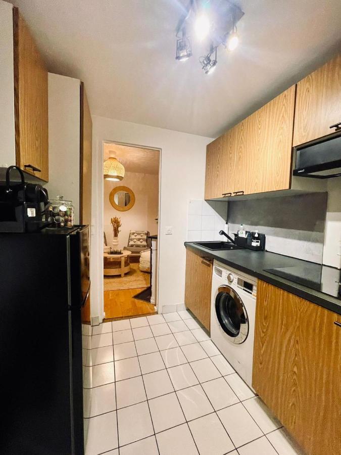 פריז Chic Apartment On The Famous Shopping Rue Du Faubourg Saint-Honore Street מראה חיצוני תמונה